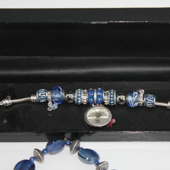 Figaro Couture Quartz Watch Bracelet And Matching Stretch Bracelet Blue/Silver🌻 - Picture 7 of 9